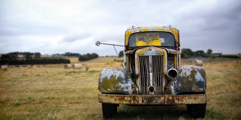 智能优化ABR算法：基于带宽预测与观影行为的瑞奇流码率切换策略