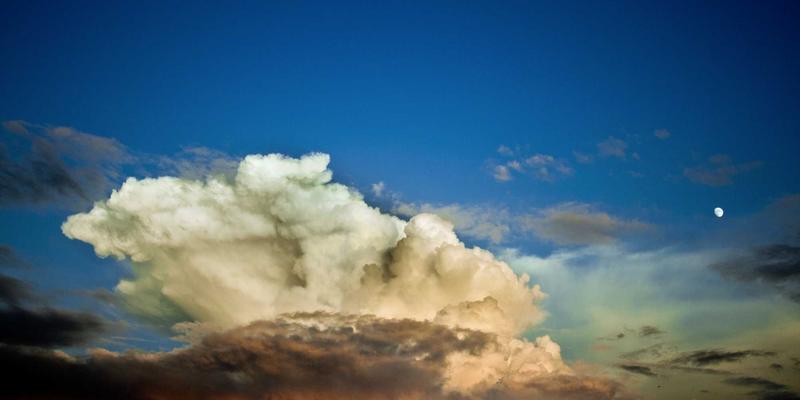 流媒体技术深度解析:从视频点播到瑞奇流,如何选择最优解决方案